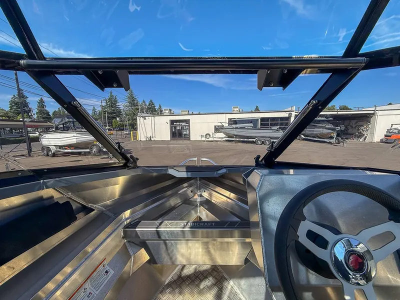 Slide: The Image of Stabi-Craft 1550 Fisher 2025 - 9