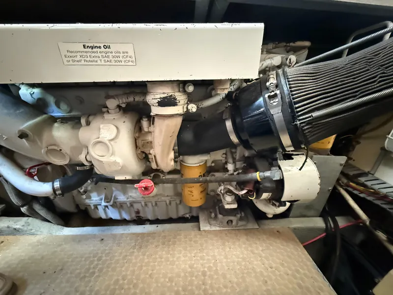 Slide: The Image of Luhrs Tournament 360 Convertible 2000 - 101