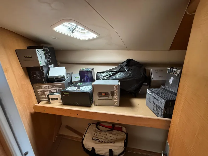 Slide: The Image of Luhrs Tournament 360 Convertible 2000 - 66