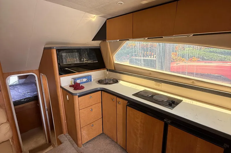 Slide: The Image of Luhrs Tournament 360 Convertible 2000 - 77