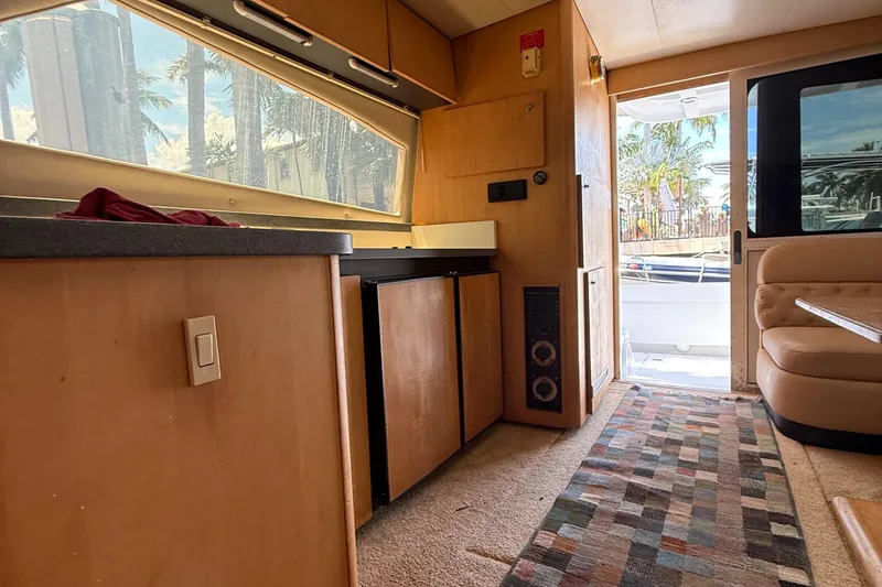 Slide: The Image of Luhrs Tournament 360 Convertible 2000 - 88