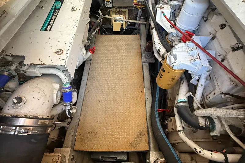 Slide: The Image of Luhrs Tournament 360 Convertible 2000 - 98