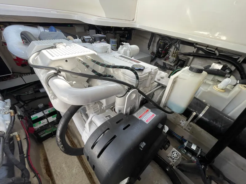 Slide: The Image of Sea Ray 44 Sundancer 2006 - 58