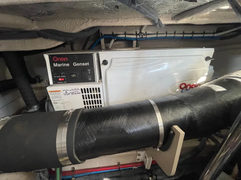 Slide: The Image of Sea Ray 44 Sundancer 2006 - 60