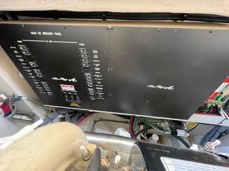 Slide: The Image of Sea Ray 44 Sundancer 2006 - 63