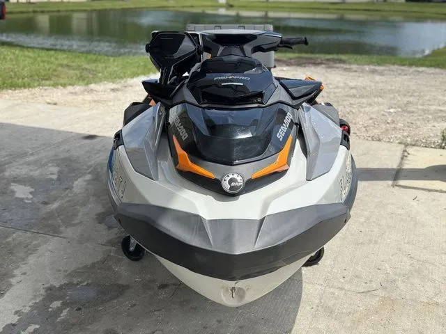 Slide: The Image of Sea-Doo Fish Pro Trophy 170 Ibr, Idf With Audio 2022 - 2