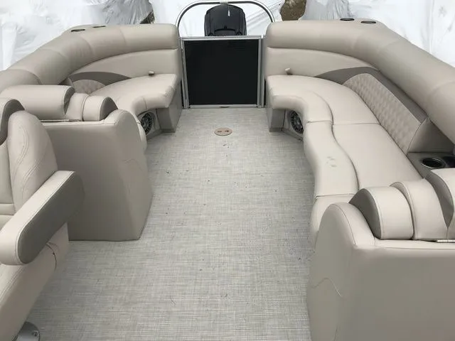 Slide: The Image of Harris Sunliner 230 CW 2019 - 8