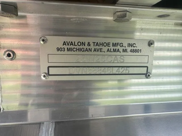 Slide: The Image of Tahoe 2585 Cascade QL 2025 - 10