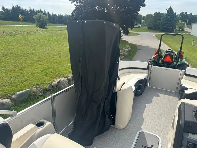 Slide: The Image of Tahoe 2585 Cascade QL 2025 - 36