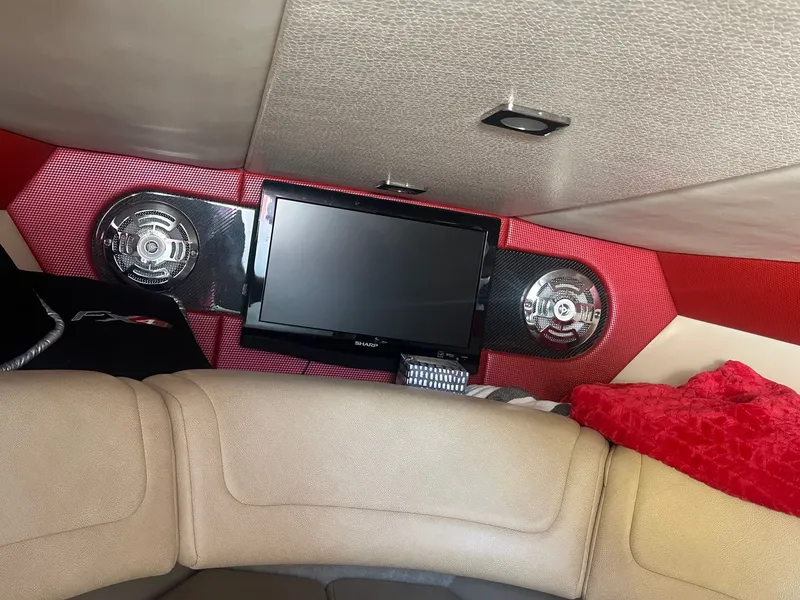 Slide: The Image of Formula Boats 290FX4 2011 - 12