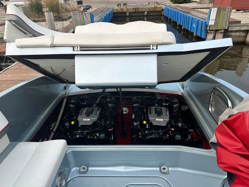 Slide: The Image of Formula Boats 290FX4 2011 - 13