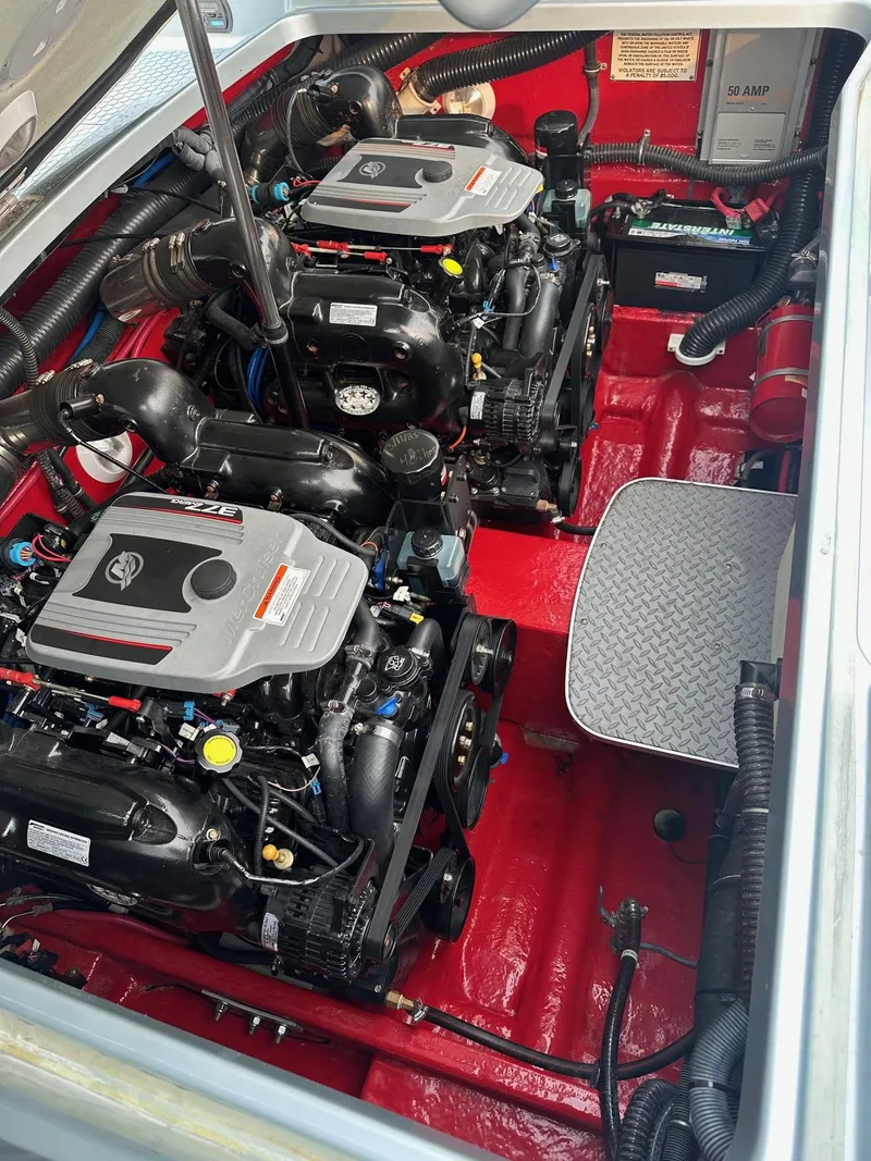 Slide: The Image of Formula Boats 290FX4 2011 - 15