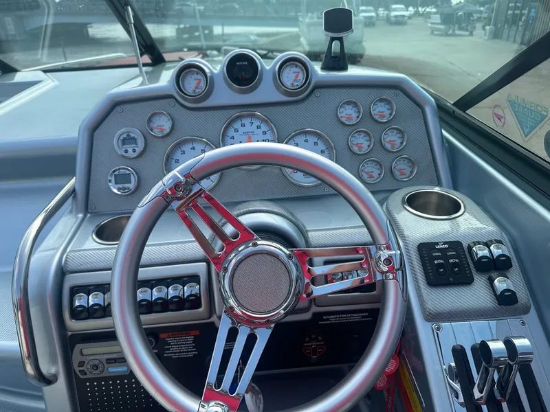 Slide: The Image of Formula Boats 290FX4 2011 - 9