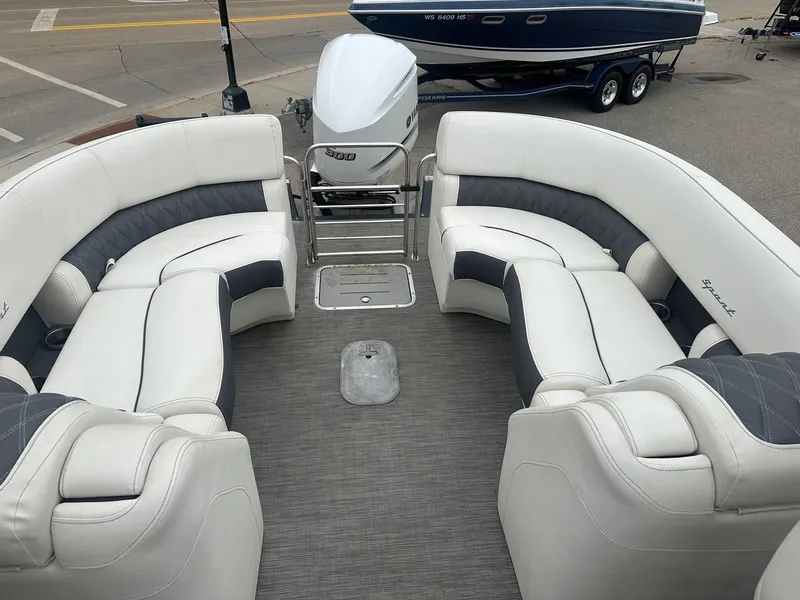 Slide: The Image of Bennington 23 RXFBASG 2020 - 19