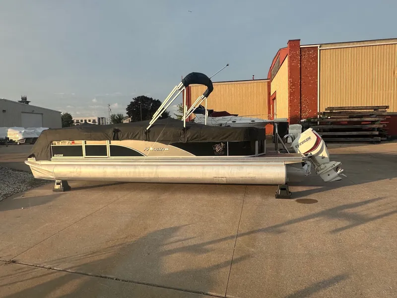 Slide: The Image of Manitou Encore 25 2014 - 19