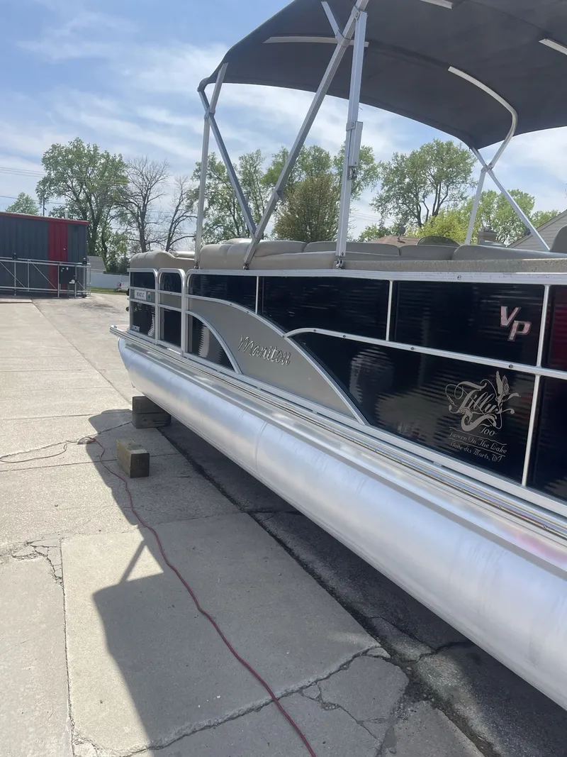 Slide: The Image of Manitou Encore 25 2014 - 5