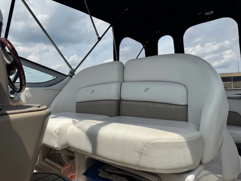 Slide: The Image of Four Winns 268 Vista 2005 - 3