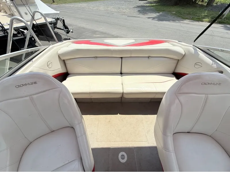 Slide: The Image of Crownline Boats 192 BR 2000 - 17