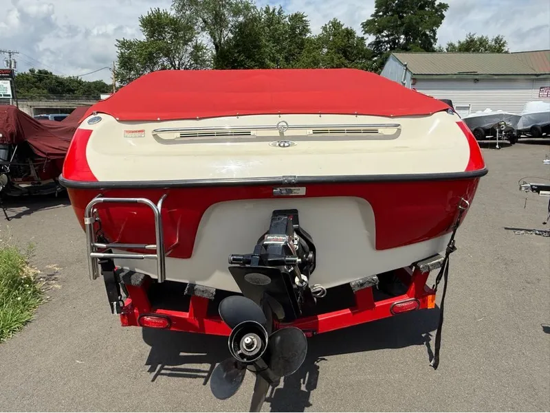 Slide: The Image of Crownline Boats 192 BR 2000 - 5