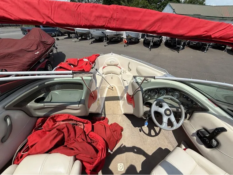 Slide: The Image of Crownline Boats 192 BR 2000 - 6