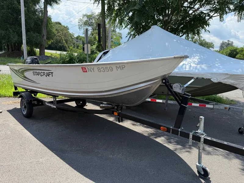 Slide: The Image of Starcraft Alaskan 15 DLX 2018 - 3