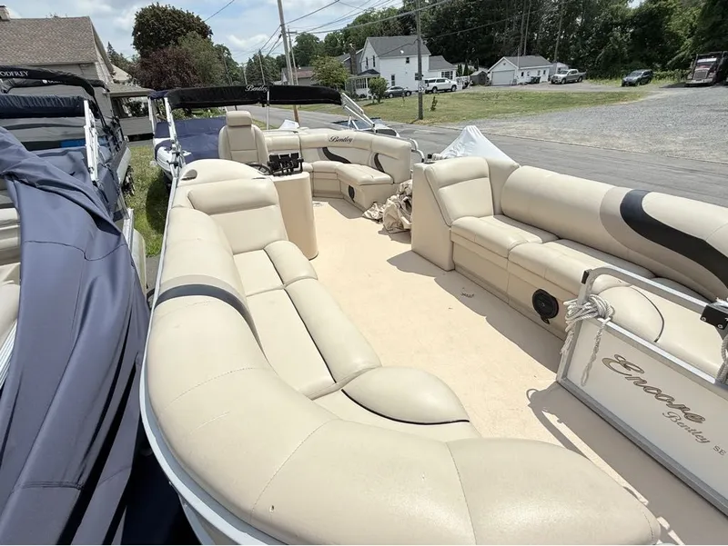 Slide: The Image of Bentley Pontoons Cruise 240 2014 - 5