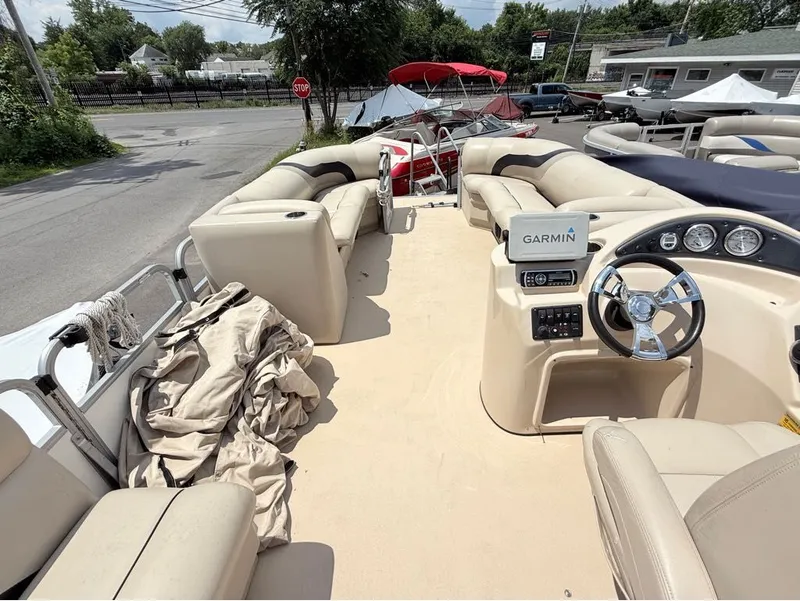 Slide: The Image of Bentley Pontoons Cruise 240 2014 - 6