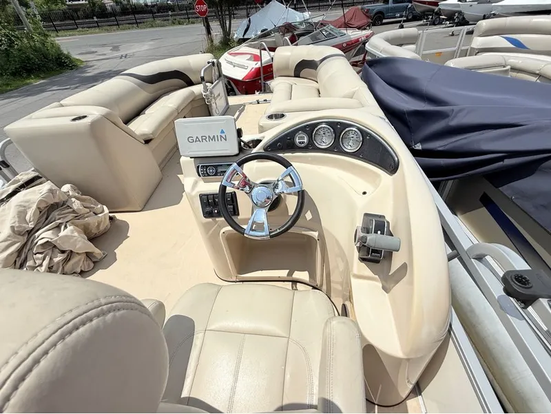 Slide: The Image of Bentley Pontoons Cruise 240 2014 - 8