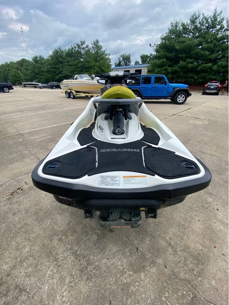 Slide: The Image of Sea-Doo Wake Pro 215 2014 - 3