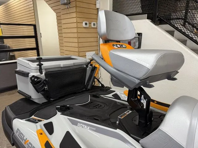 Slide: The Image of Sea-Doo FISH PRO 2025 - 6