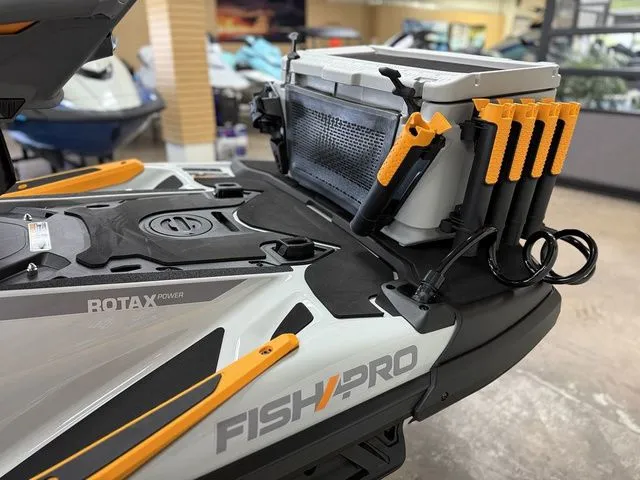 Slide: The Image of Sea-Doo FISH PRO 2025 - 7