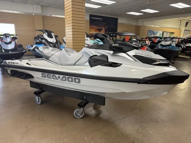 Slide: The Image of Sea-Doo GTX 2025 - 3