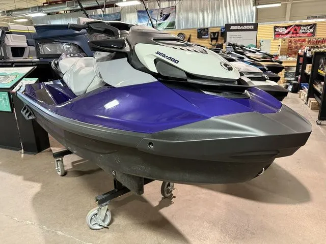 Slide: The Image of Sea-Doo GTI 2025 - 3