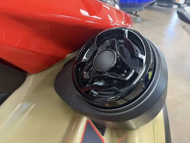 Slide: The Image of Sea-Doo RXP-X™ 325 Tech, BRP Premium A, iBR Metallic Tan 2025 - 5
