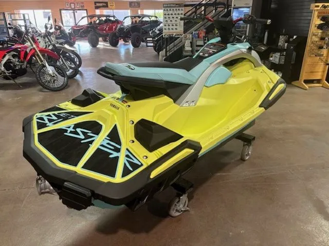 Slide: The Image of Yamaha JetBlaster PRO 3-Up 2025 - 5