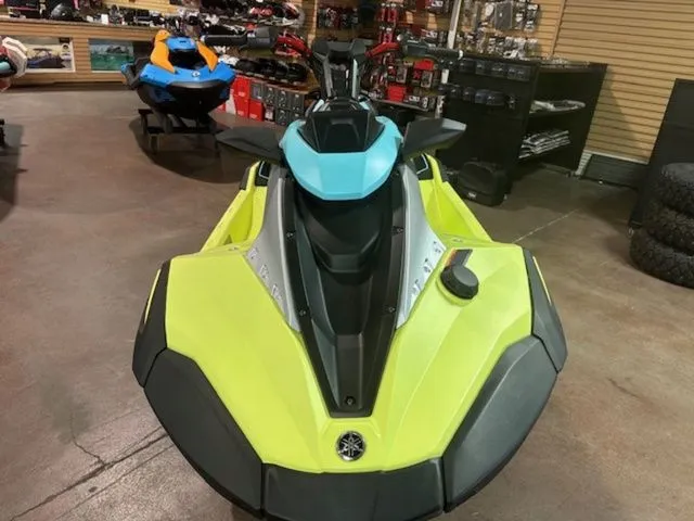 Slide: The Image of Yamaha JetBlaster PRO 3-Up 2025 - 6