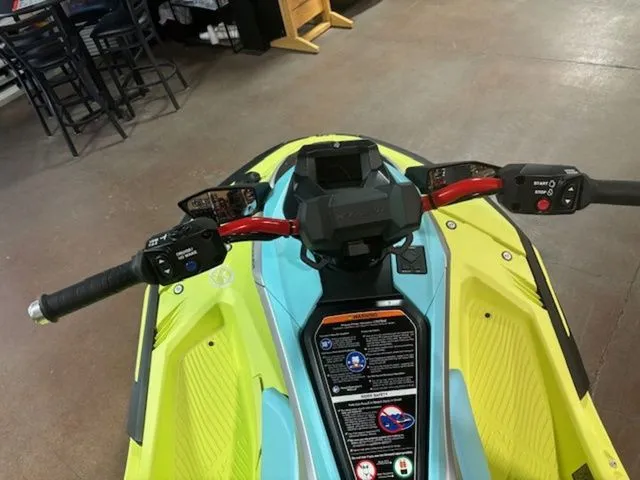 Slide: The Image of Yamaha JetBlaster PRO 3-Up 2025 - 7