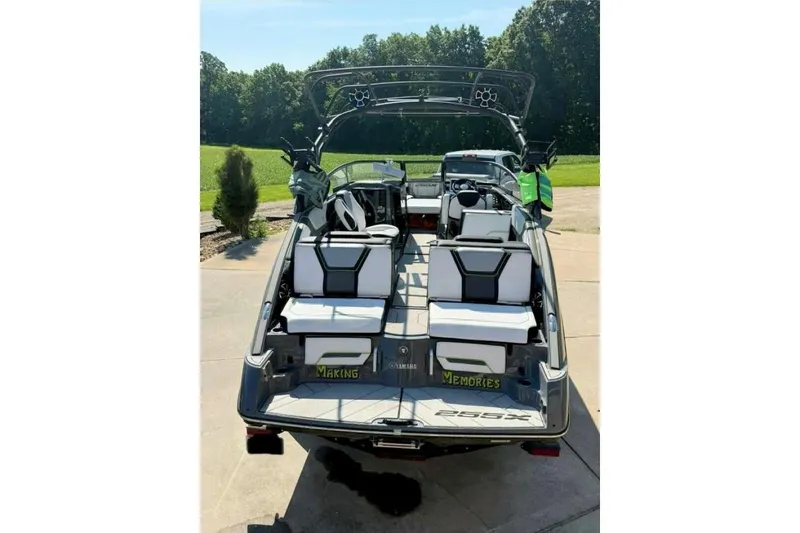 Slide: The Image of Speaker on 2021 Yamaha Boats 255XD, featuring sleek black design. - 40
