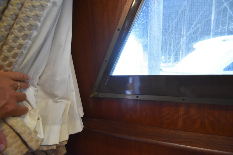 Slide: The Image of Hatteras Convertible 1972 - 105