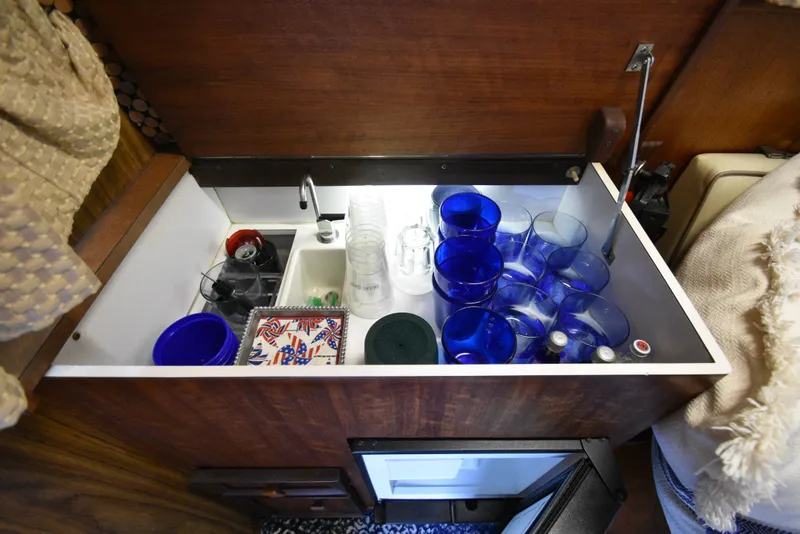 Slide: The Image of Hatteras Convertible 1972 - 11