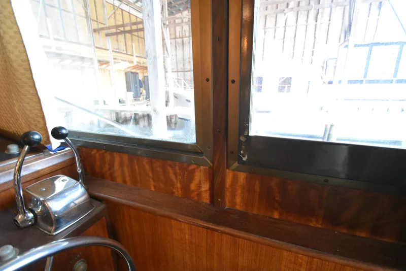 Slide: The Image of Hatteras Convertible 1972 - 112