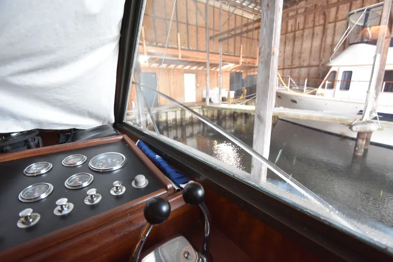 Slide: The Image of Hatteras Convertible 1972 - 113