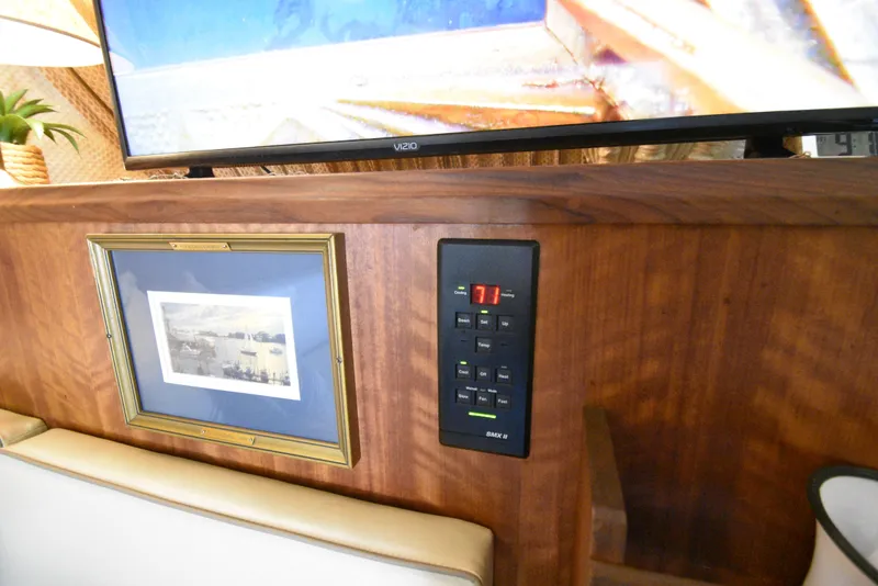 Slide: The Image of Hatteras Convertible 1972 - 12