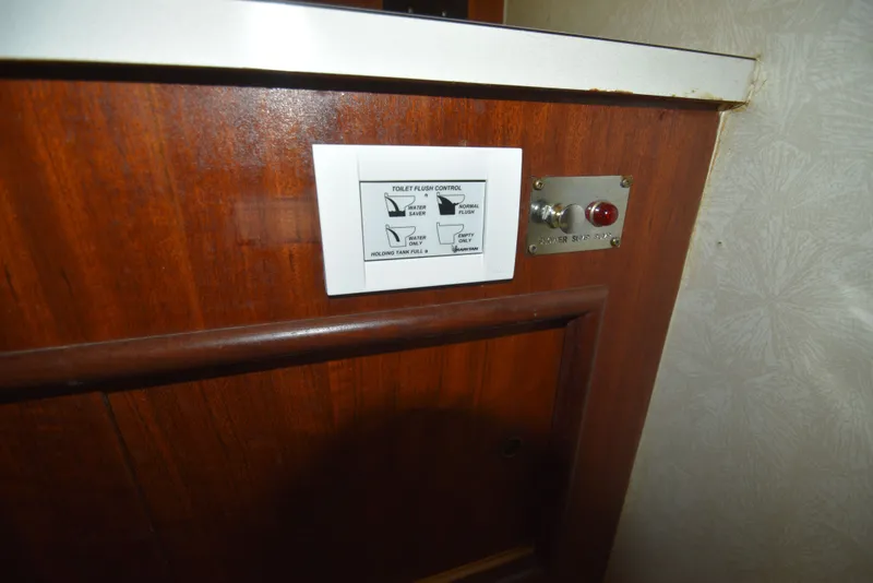 Slide: The Image of Hatteras Convertible 1972 - 26