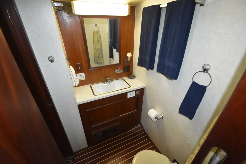 Slide: The Image of Hatteras Convertible 1972 - 27