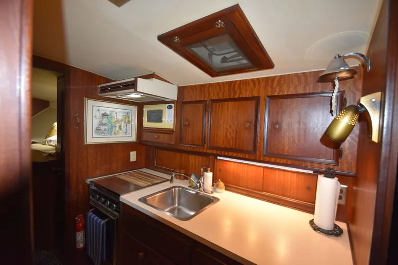 Slide: The Image of Hatteras Convertible 1972 - 31