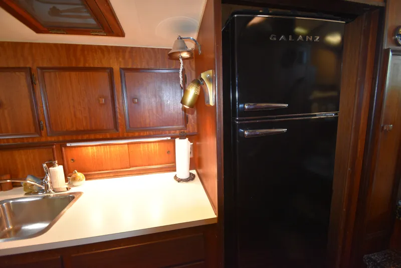 Slide: The Image of Hatteras Convertible 1972 - 33