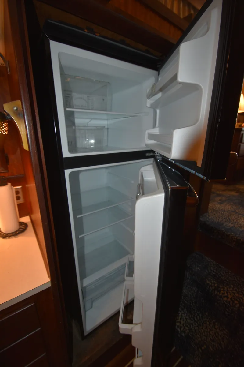 Slide: The Image of Hatteras Convertible 1972 - 34