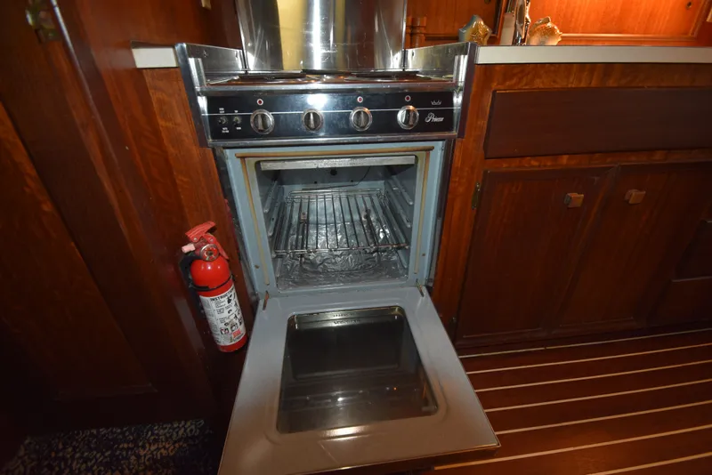 Slide: The Image of Hatteras Convertible 1972 - 38