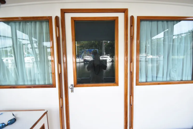 Slide: The Image of Hatteras Convertible 1972 - 95